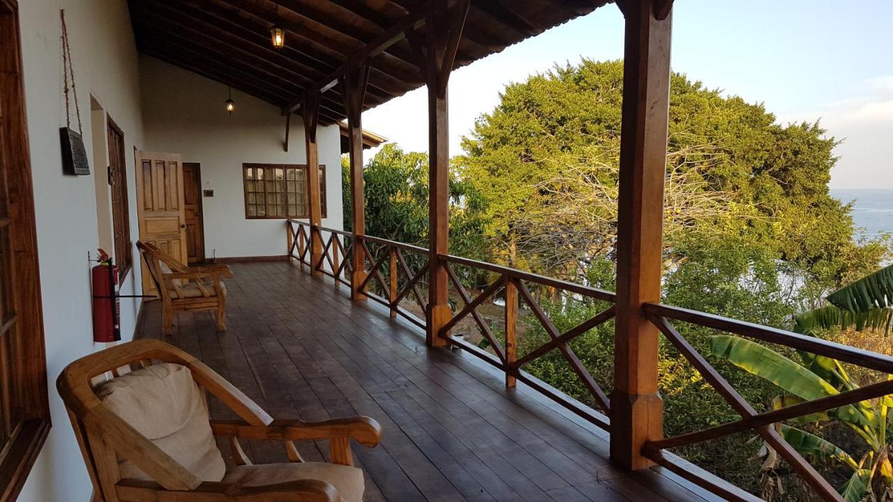 Amaru Wellbeing Resort Chinandega Exterior photo