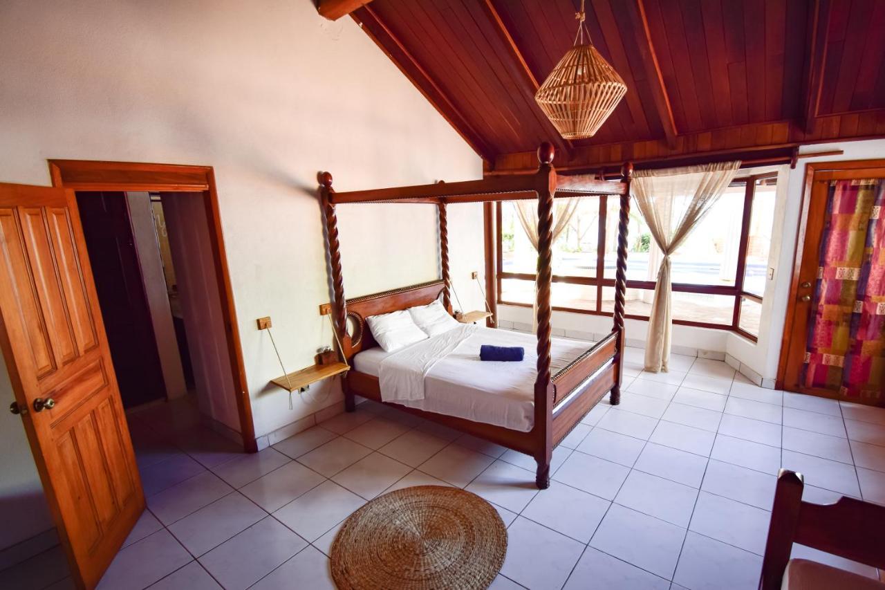 Amaru Wellbeing Resort Chinandega Exterior photo